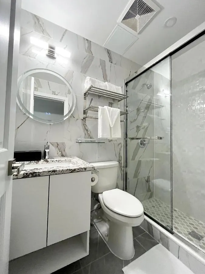 Starlight Hotel Near Lga Airport 뉴욕