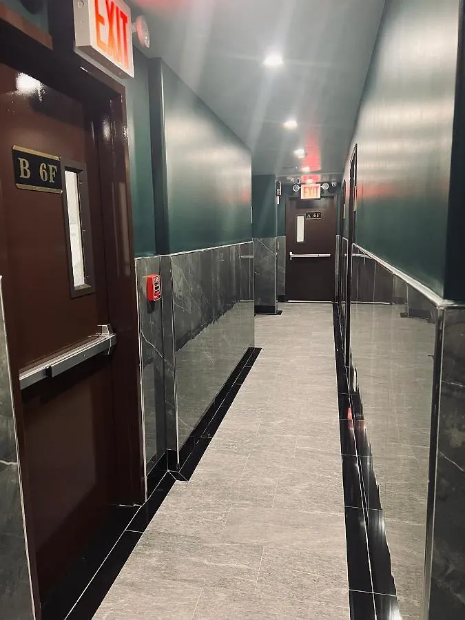 Starlight Hotel Near Lga Airport Нью-Йорк